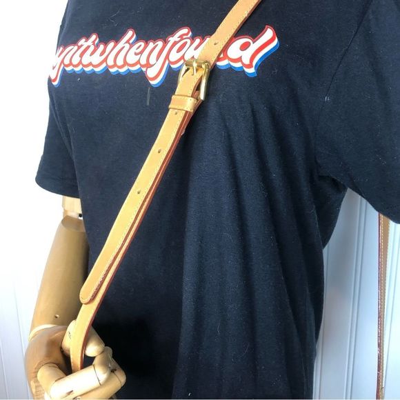 ETRO Milano Red Paisley Top Zipper Crossbody Shoulder Bag Stunning Condition - Picture 5 of 16